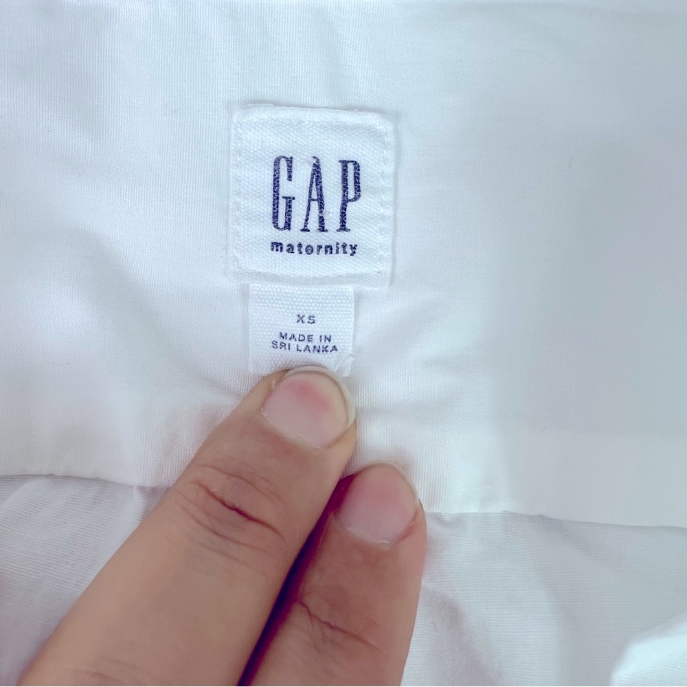 Gap maternity tailored optic white button  down shirt  size: extra small NWT - Picture 4 of 12